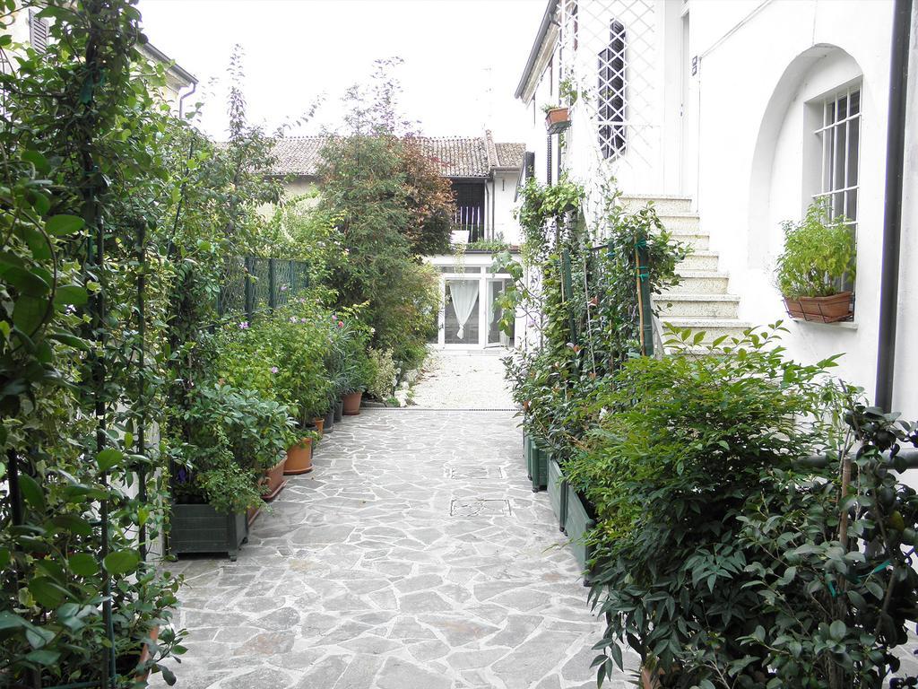 Dimora & Arte B&B Canneto sull'Oglio Exterior photo